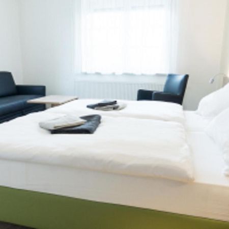 Bauers Gaestehaus Obersiebenbrunn Zewnętrze zdjęcie